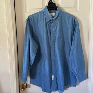 Savane Men’s Soft Wash Blue Denim Button-Down Shirt with Chest Pocket